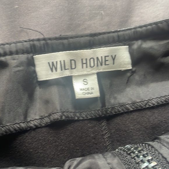 sequined skirt - Picture 3 of 3